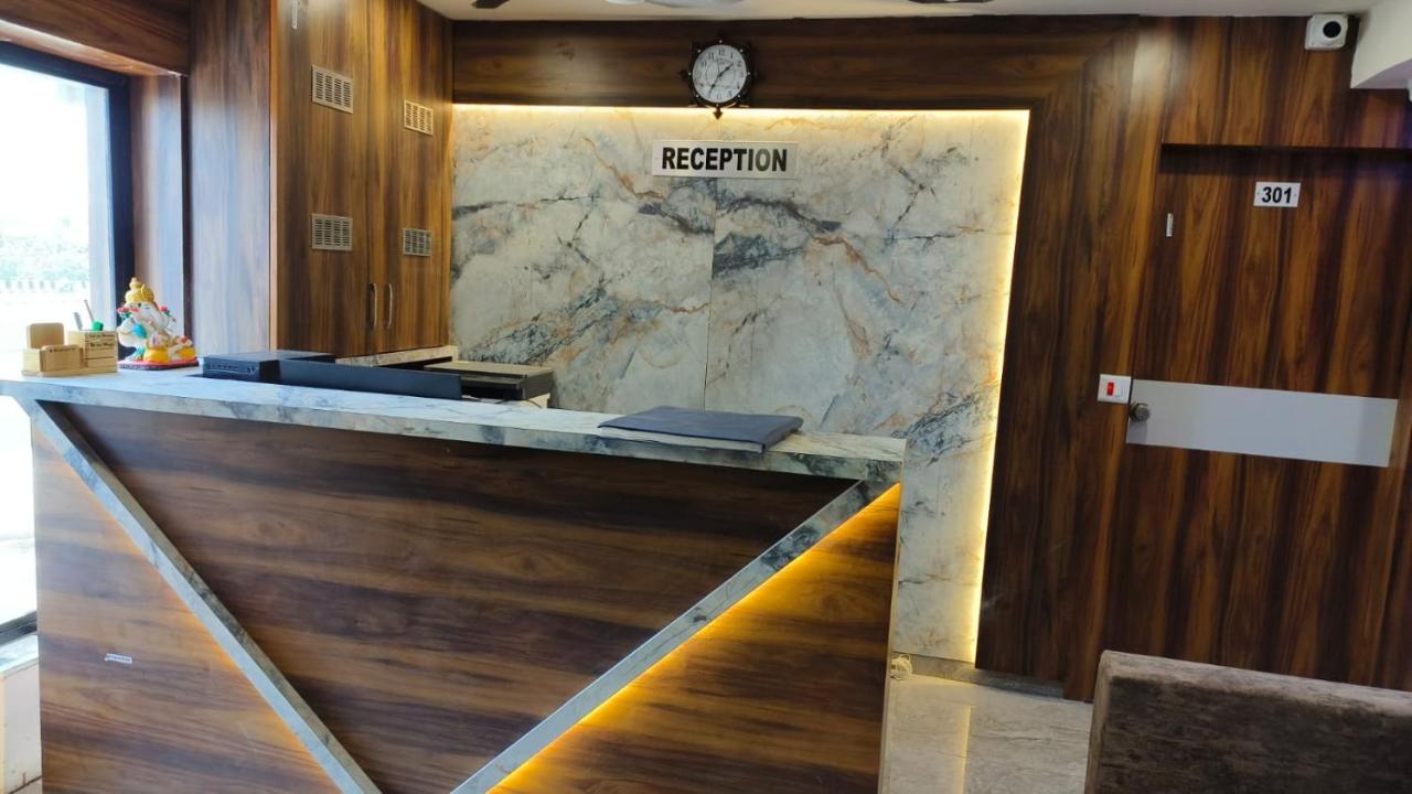 Hotel Ozone,Ahmedabad Extérieur photo