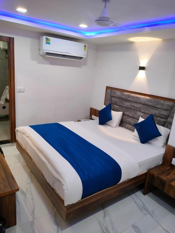 Hotel Ozone,Ahmedabad Extérieur photo